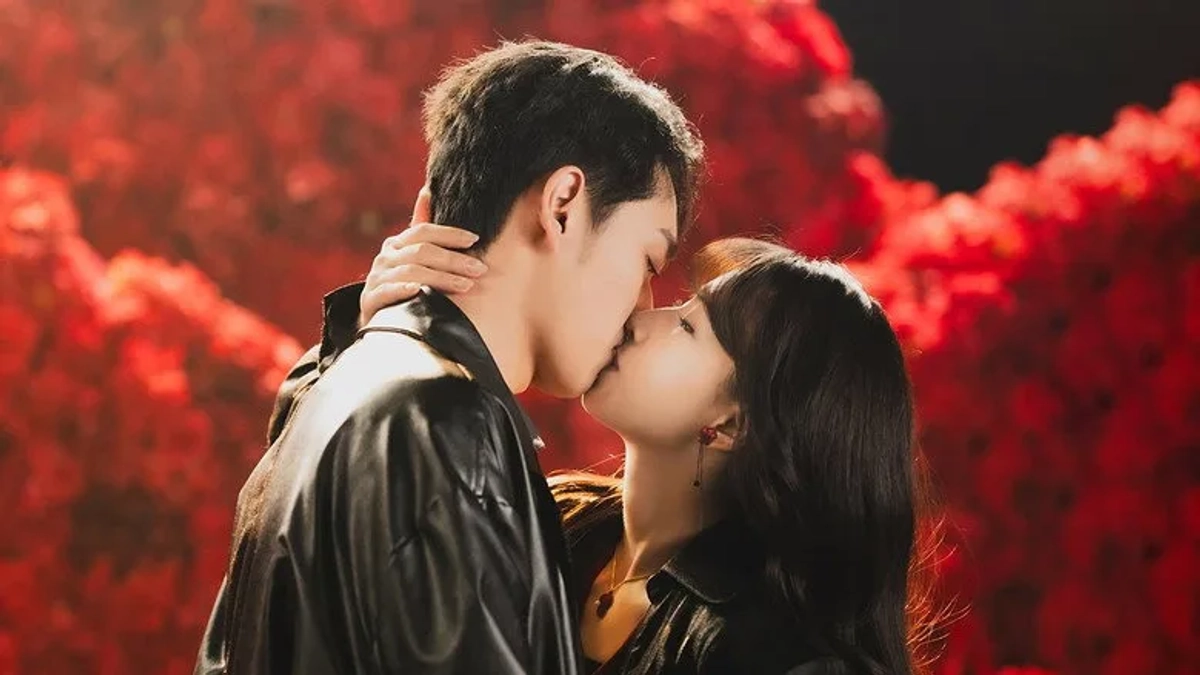 Sự Tái Sinh Của Nàng